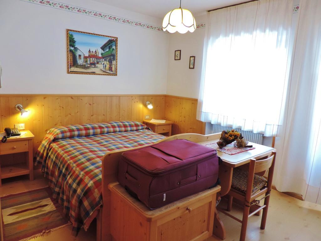 Albergo Ombrettola Falcade Δωμάτιο φωτογραφία
